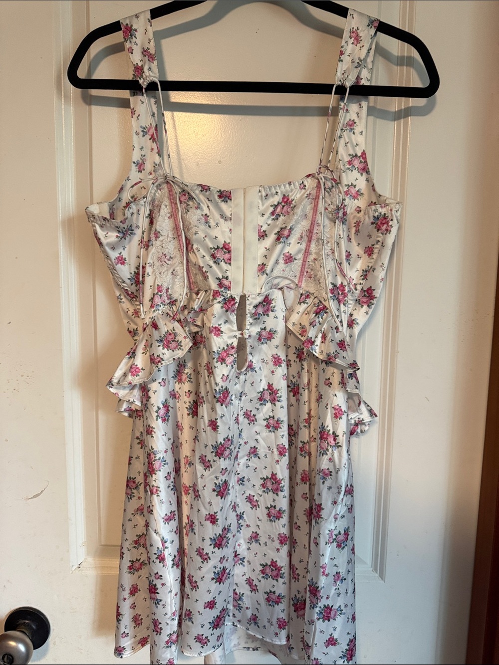 For Love and lemons that’s amore slip dress - Picture 8 of 12